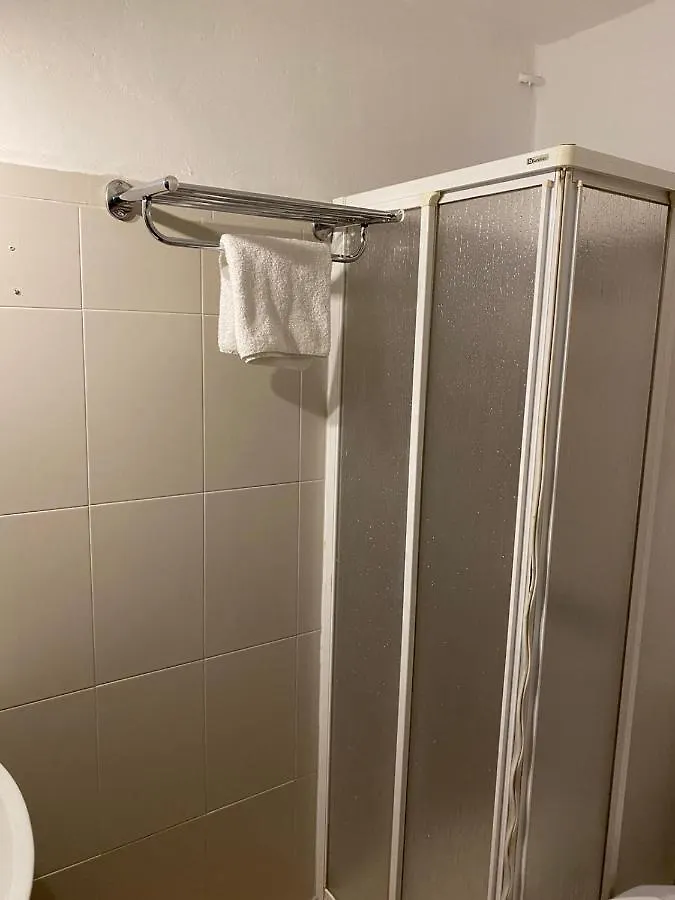 Virgen Del Rocio II Guest House Torremolinos
