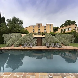 Mora De Dalt Hotel