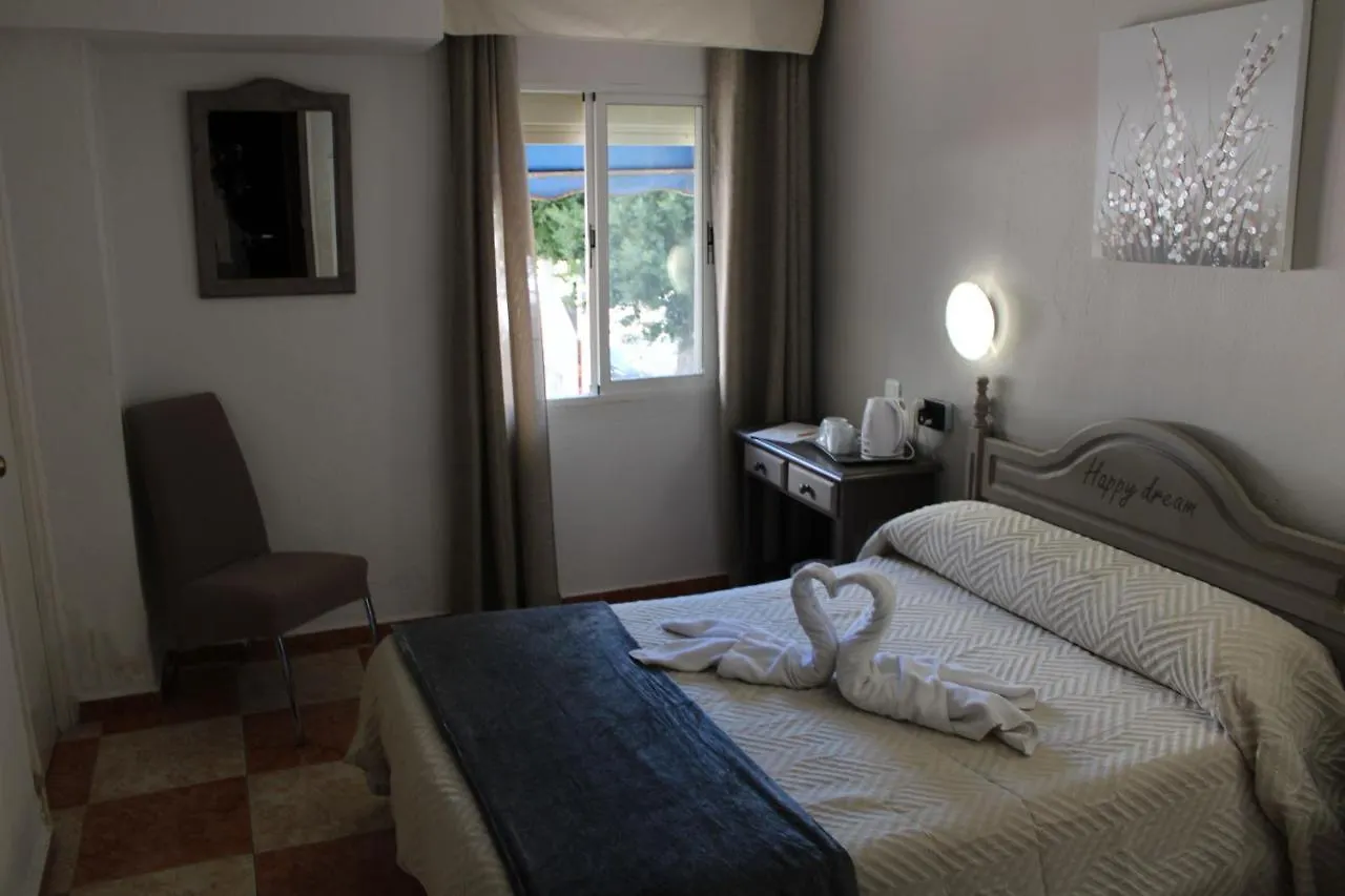Affittacamere Hotel Virgen Del Rocio II Torremolinos